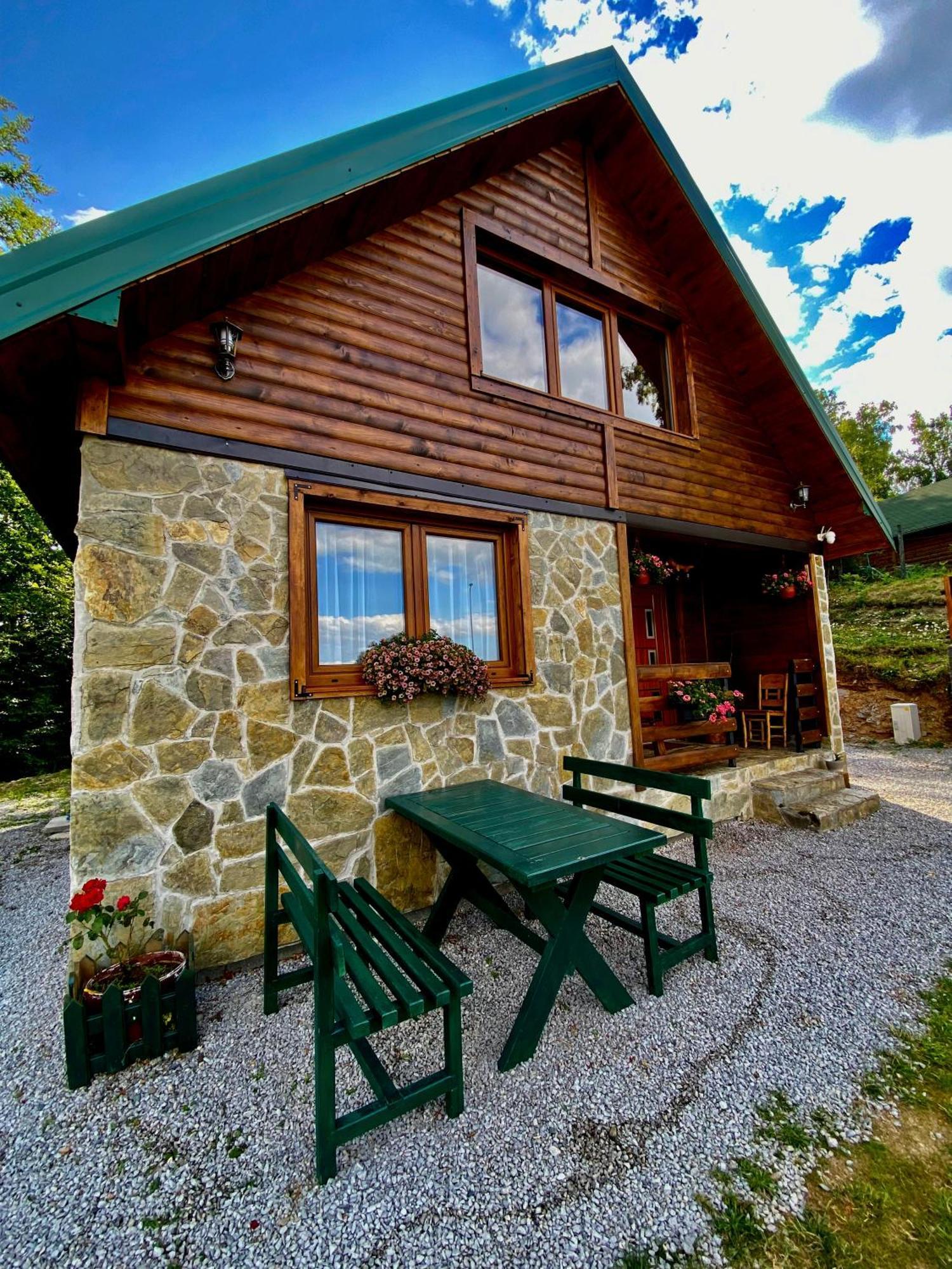 モイコヴァツ Mountain Star Houseヴィラ エクステリア 写真