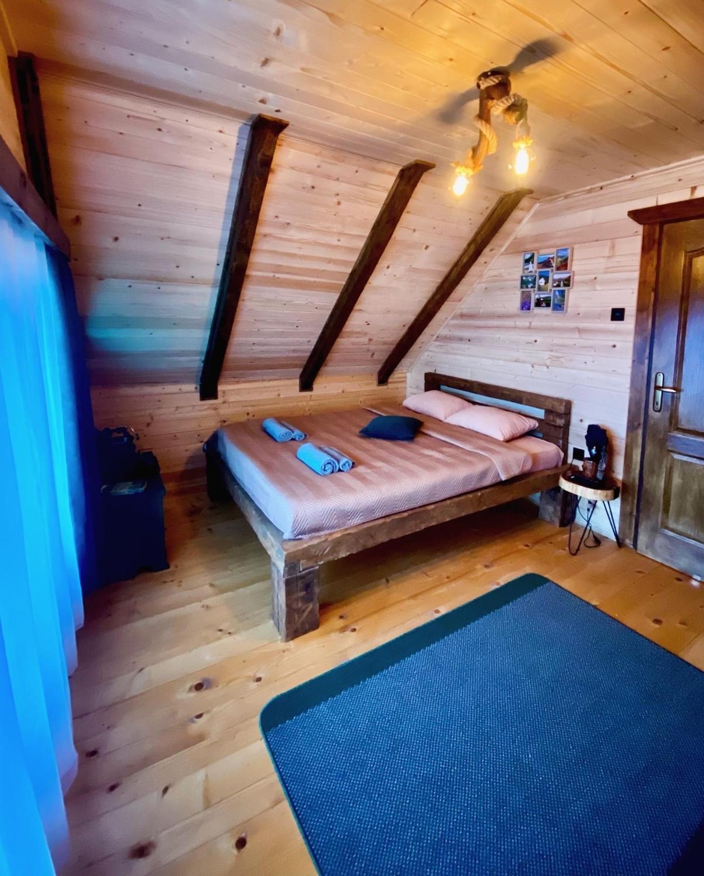 モイコヴァツ Mountain Star Houseヴィラ エクステリア 写真